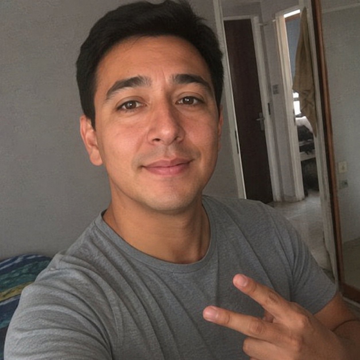 files/perfil_hombre_joven_comprimido_d4d2dc46-3c5a-4e07-9001-d226838b314f.jpg